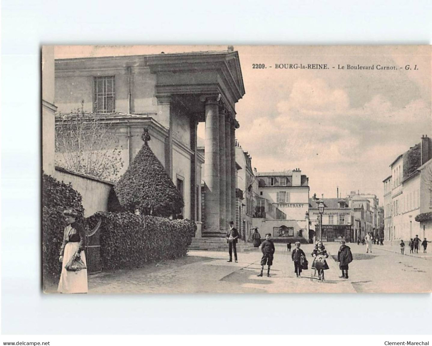 BOURG LA REINE : Le Boulevard Carnot - Très Bon état - Bourg La Reine