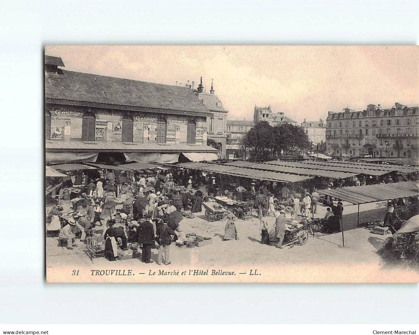 TROUVILLE : Le Marché à L'Hôtel Bellevue - Très Bon état - Trouville