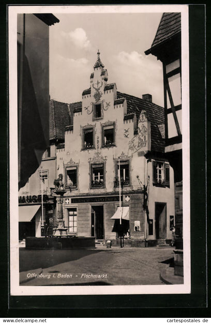 AK Offenburg I. Baden, Hirsch-Apotheke Am Fischmarkt  - Offenburg