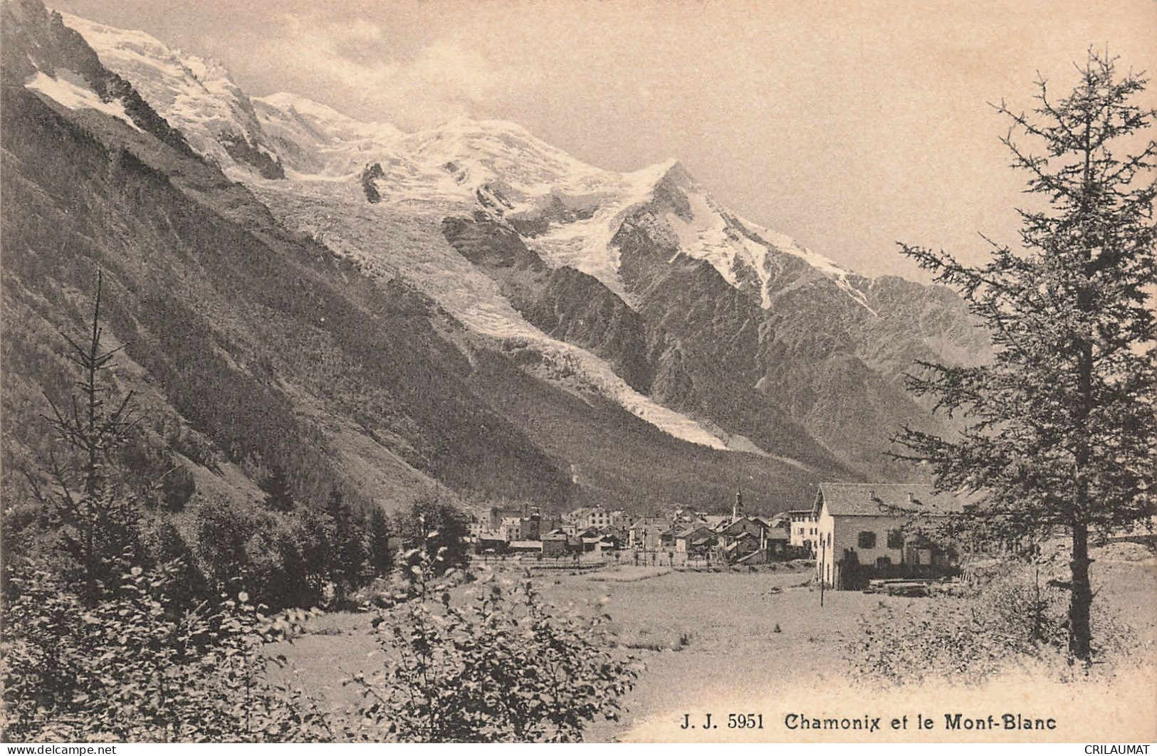 74-CHAMONIX ET LE MONT BLANC-N°T5278-B/0301 - Chamonix-Mont-Blanc