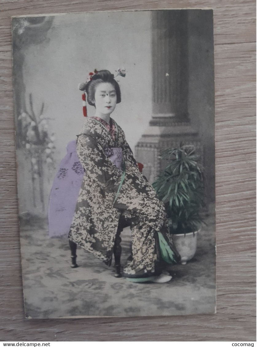 Japon FEMME EN COSTUME TRADITIONNEL  DEBUT 1900 - Kyoto