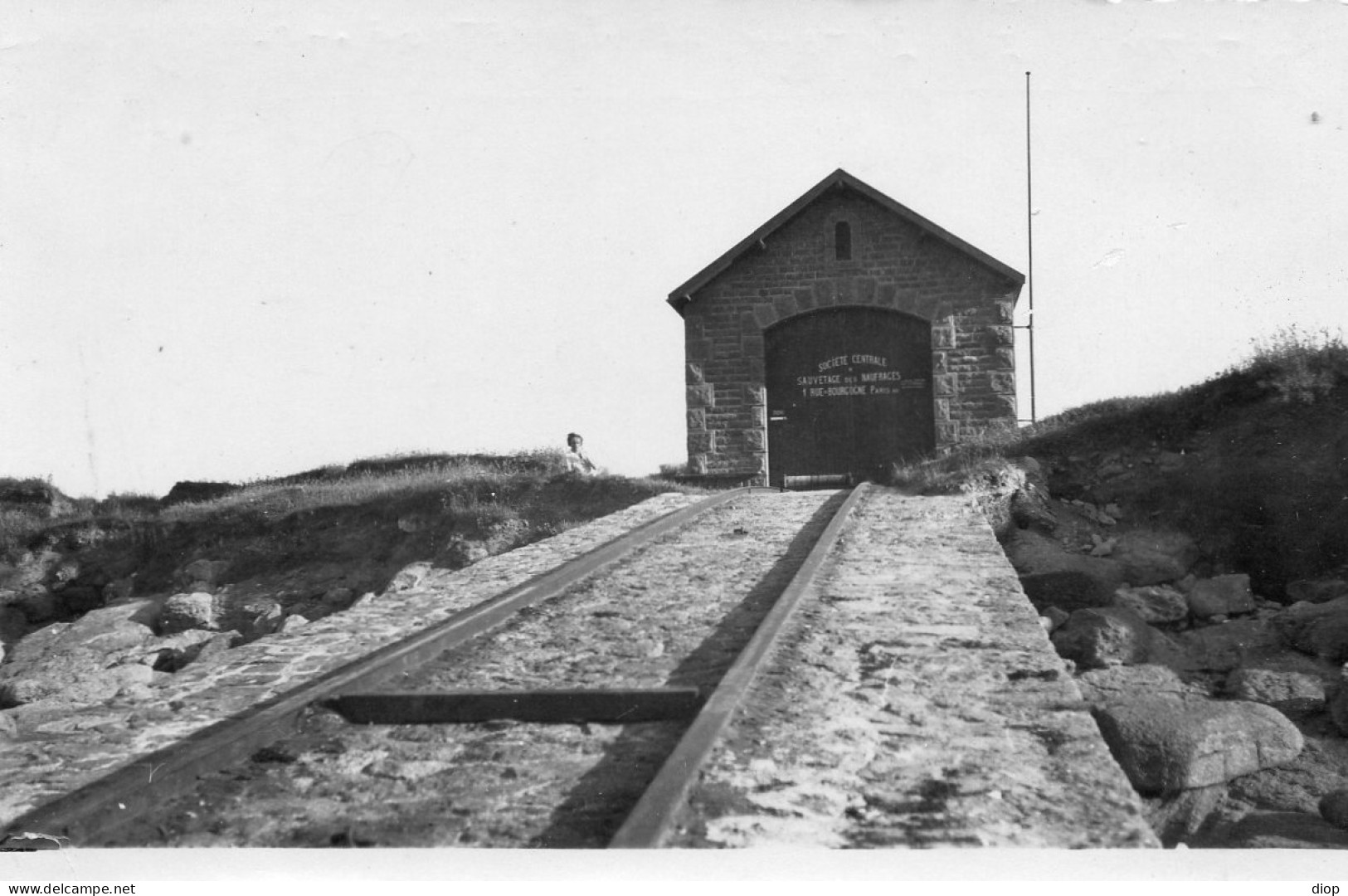 Photo Vintage Paris Snap Shop -station De Bateau Boat Station Ploumanach - Lieux