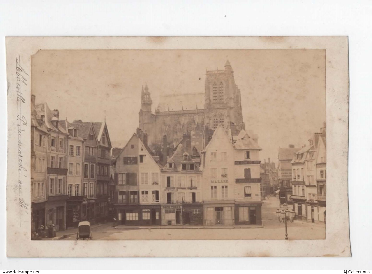 AJC - Abbeville - Place Du Marché Au Blé - Carte Photo - Abbeville