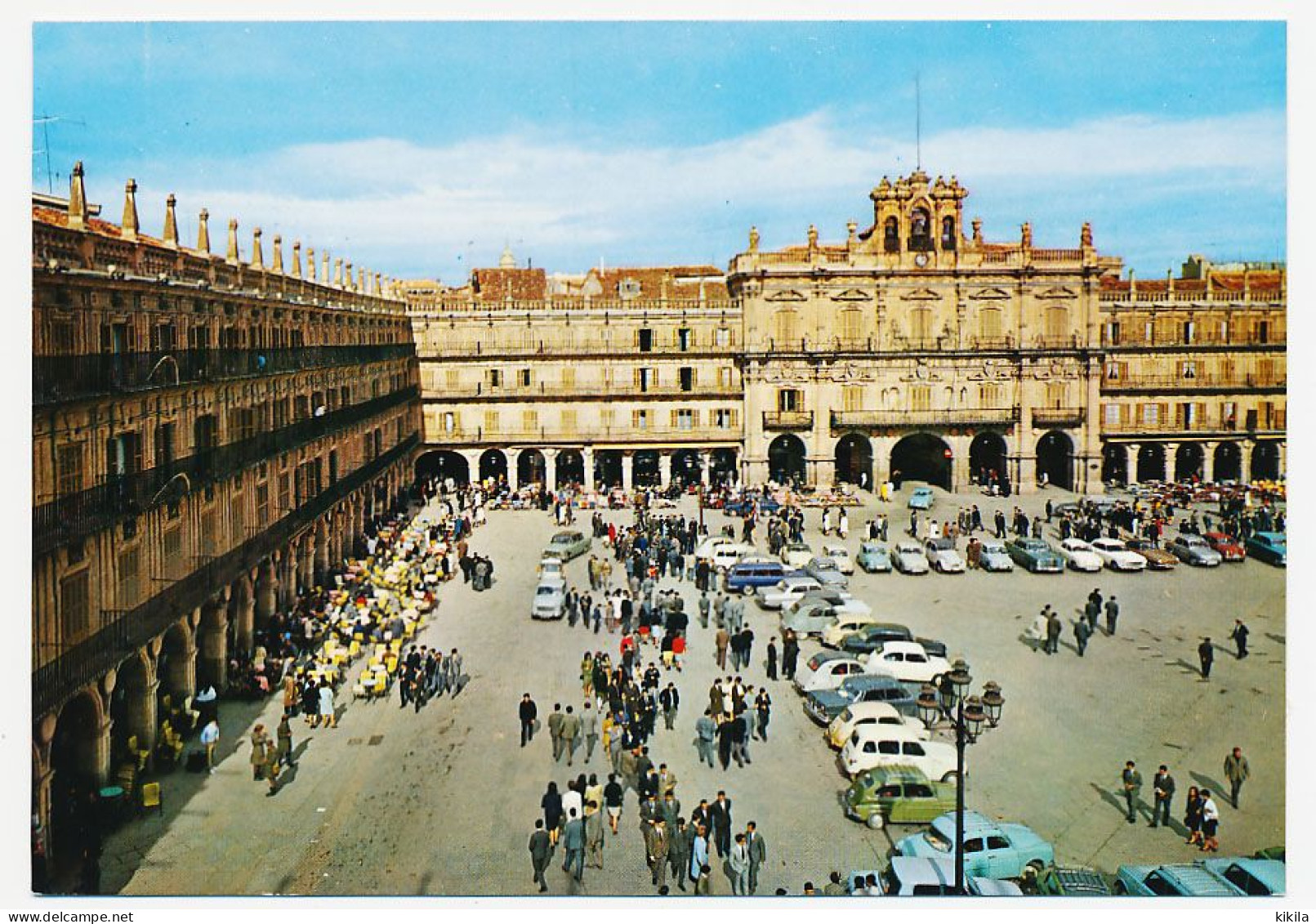 CPSM / CPM Dentelée 10.5 X 15 Espagne (129) SALAMANCA  Place Majeur  Automobile 2cv Citroen  4L Et Dauphine Renault - Salamanca