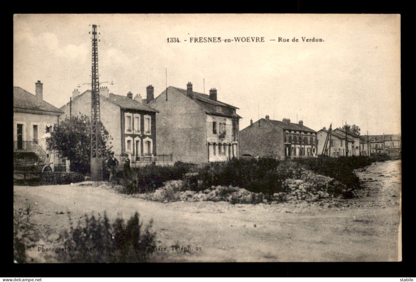 55 - FRESNES-EN-WOEVRE - RUE DE VERDUN - EDITEUR ILLISIBLE - Sonstige & Ohne Zuordnung