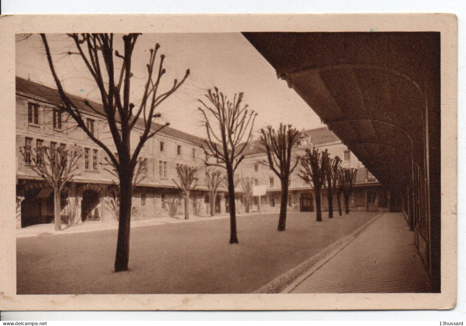 Carte Postale Ancienne Niort - Lycée De Jeunes Filles. Cour - Niort