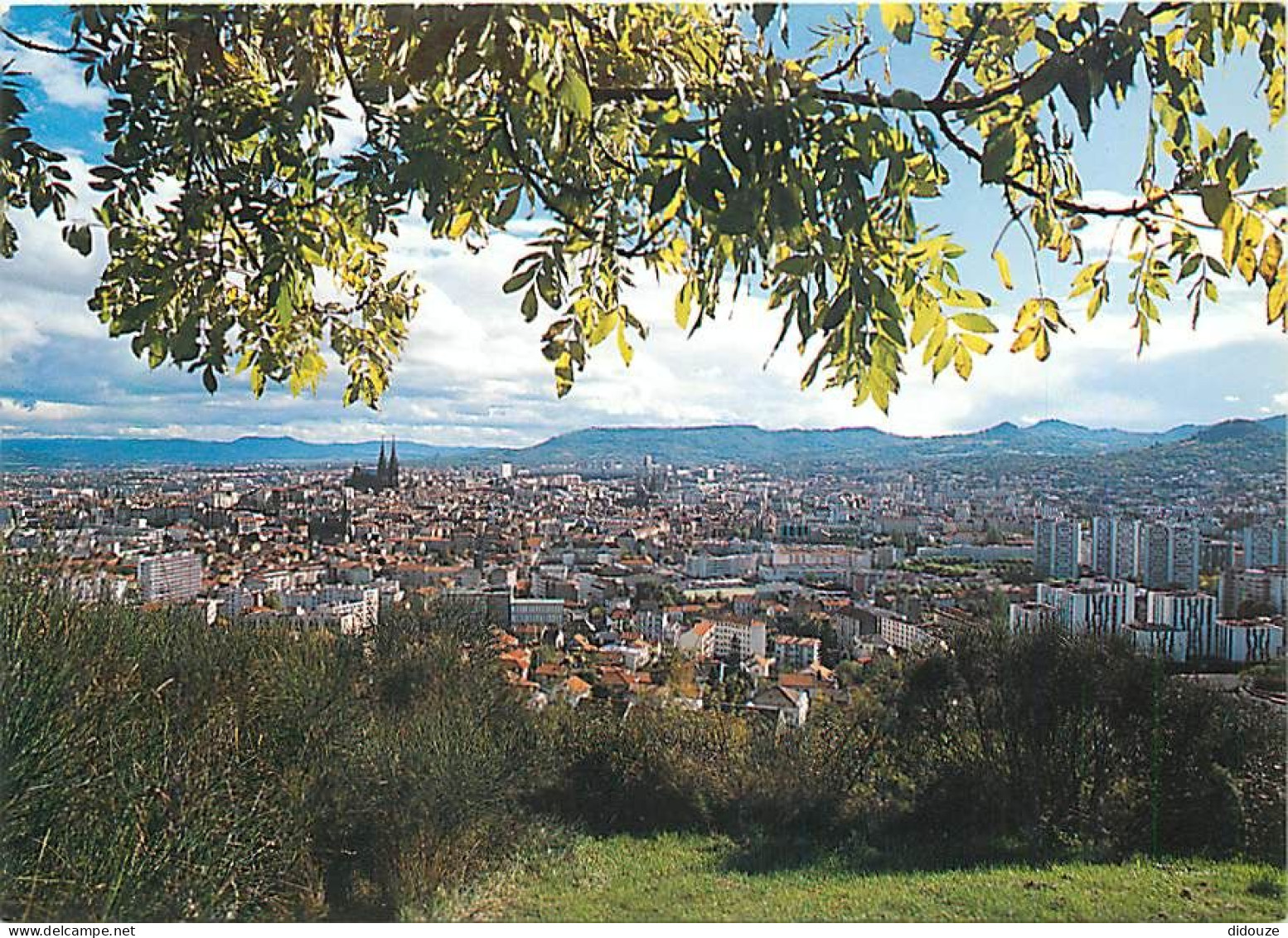 63 - Clermont Ferrand - Vue Générale - CPM - Carte Neuve - Voir Scans Recto-Verso - Clermont Ferrand