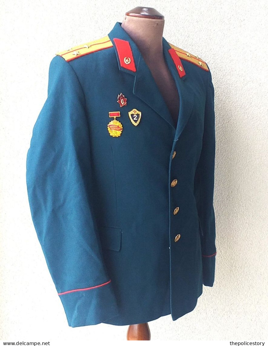 Giacca vintage alta uniforme da Ufficiale della Armata Rossa periodo sovietico