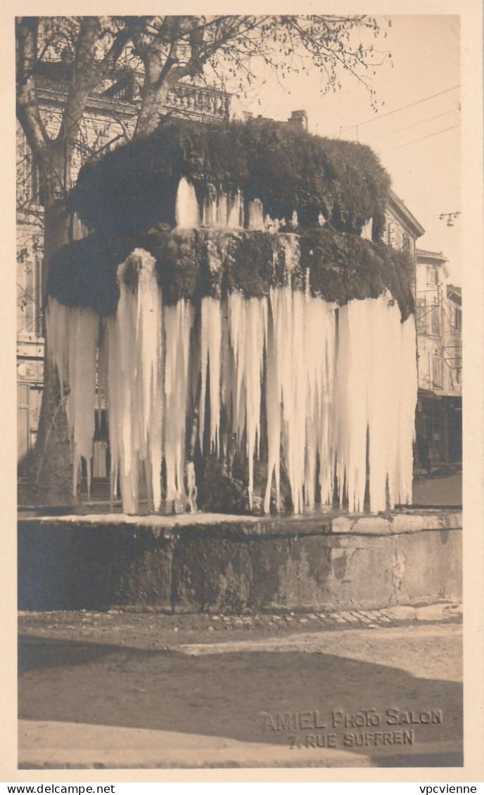 PHOTO CARTE GRANDE FONTAINE EN HIVER . EDITION AMIEL N° 24 . Scan R/V - Salon De Provence