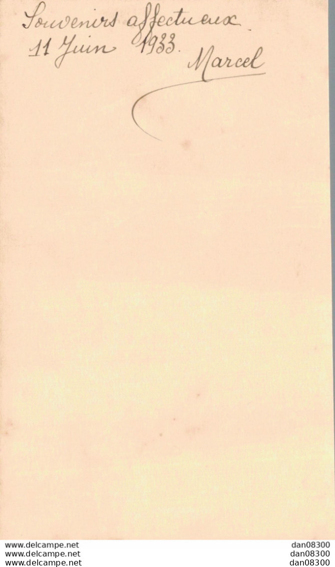 CARTE PHOTO NON IDENTIFIEE REPRESENTANT UN COMMUNIANT SIGNE 11 JUIN 1933 MARCEL - To Identify