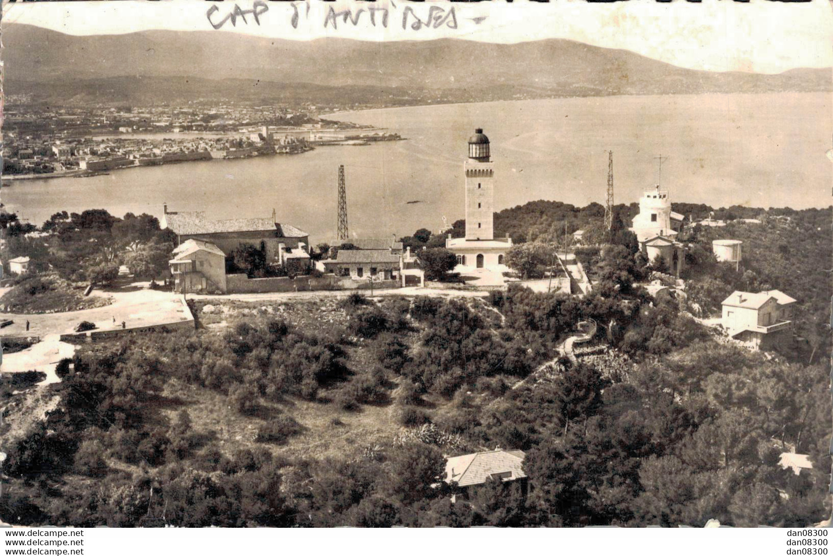 06 CAP D'ANTIBES VUE AERIENNE DU PHARE ET DE LA CHAPELLE DE NOTRE DAME D'ANTIBES CPSM - Cap D'Antibes - La Garoupe