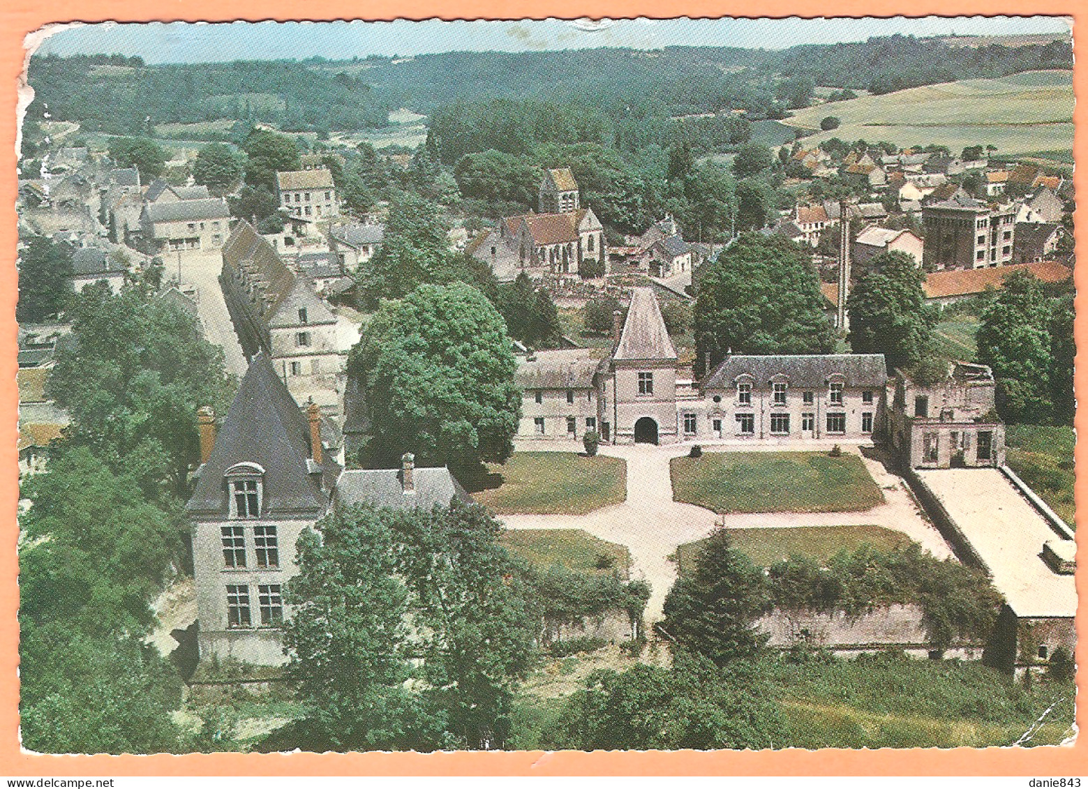 Ppgf/ CPSM Grand Format - AISNE - COEUVRE ET VALSERY - VUE AÉRIENNE SUR LE GRENIER A SEL ET LE CHATEAU - Autres & Non Classés