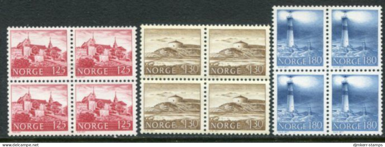 NORWAY 1977 Definitive: Buildings Blocks Of 4 MNH / **.  Michel 739-41 - Unused Stamps