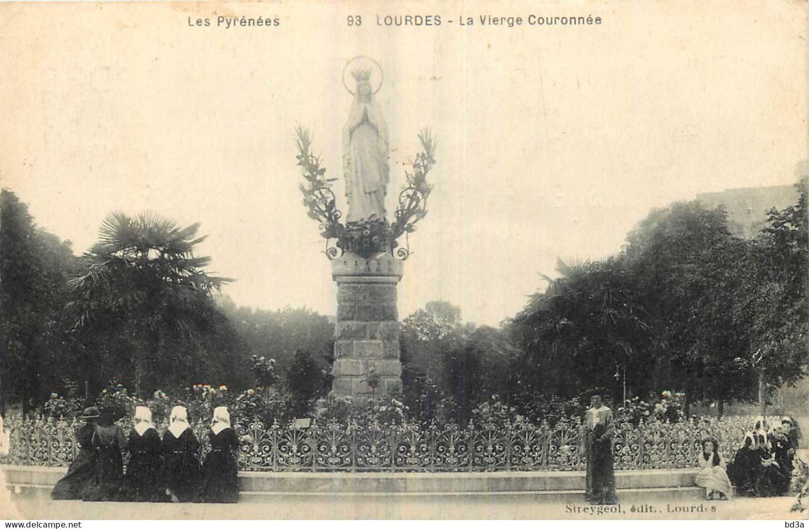 75 - LOURDES - LA VIERGE COURONNEE - Lourdes