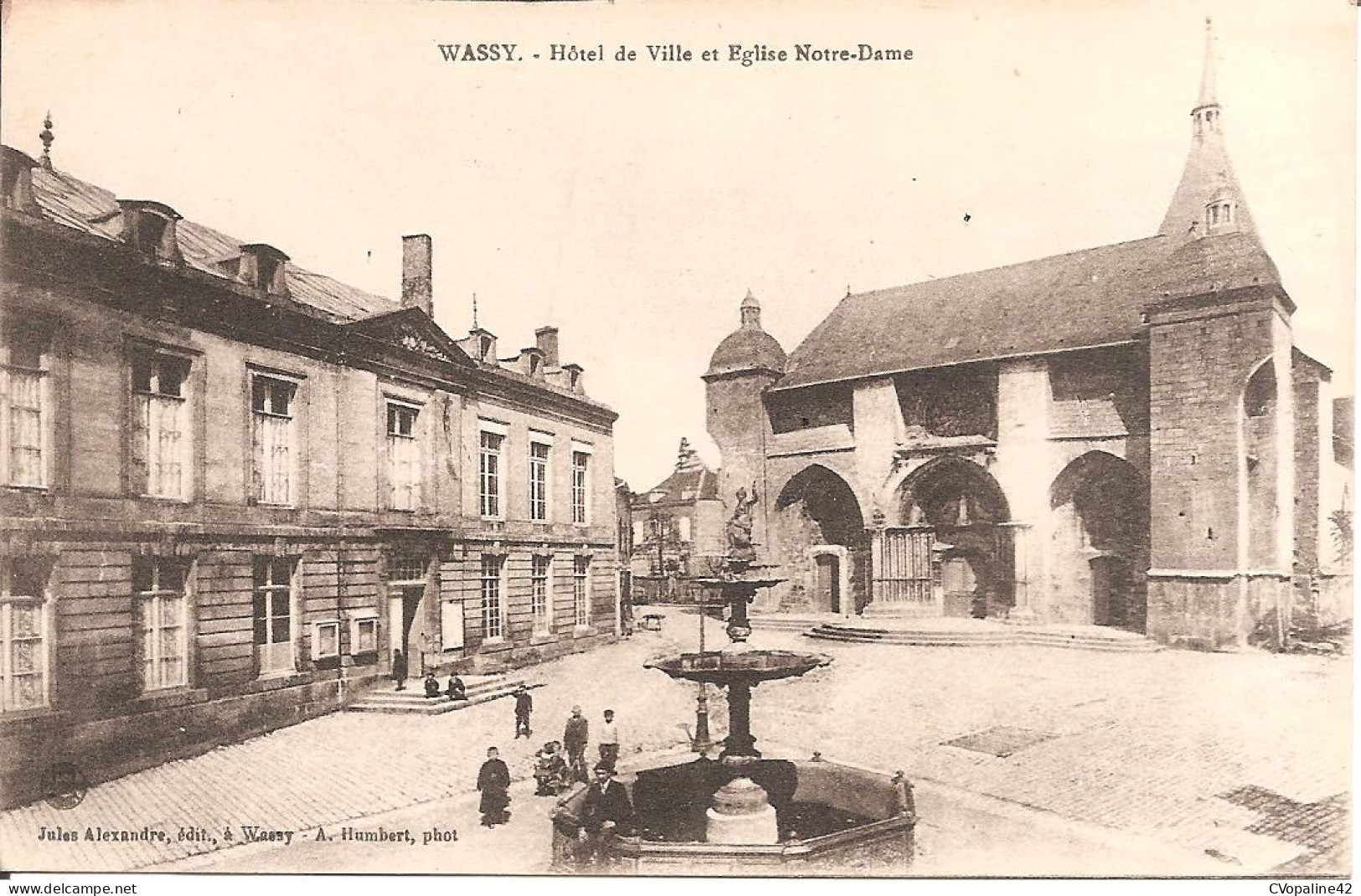 WASSY (52) Hôtel De Ville Et Eglise Notre-Dame En 1918 - Wassy