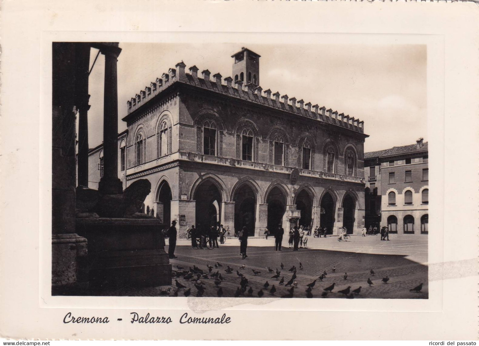 Cartolina Cremona - Palazzo Comunale - Cremona