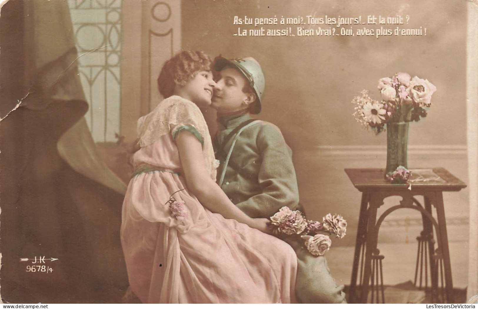 COUPLES - As-tu Pensé à Moi - Couple S'embrassant - Carte Postale Ancienne - Couples