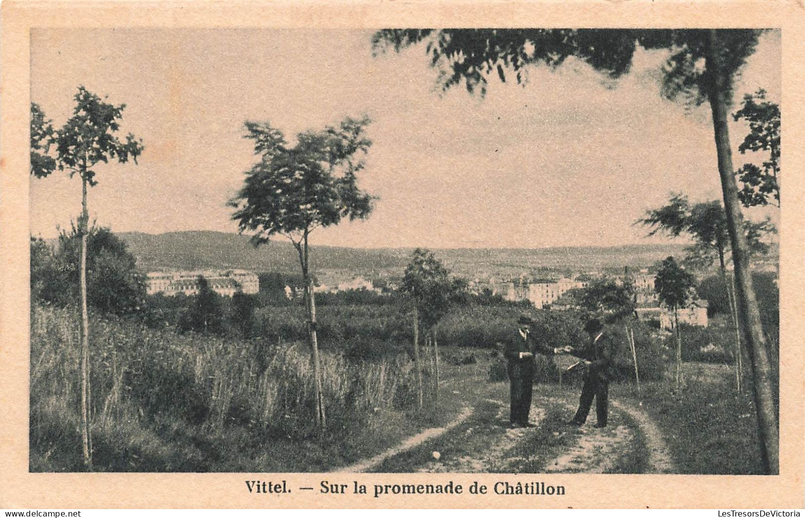 FRANCE - Vittel - Sur La Promenade De Châtillon - Carte Postale Ancienne - Vittel