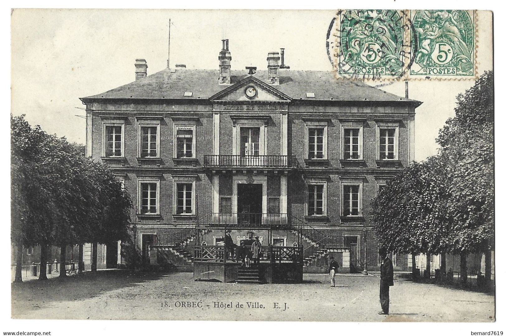 14 Orbec - Hotel De Ville - Orbec