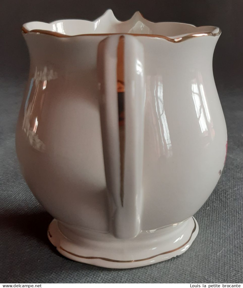 Lot 376 - 1 Pot à Crème En Faïence De DIGOIN SARREGUEMINES, Oiseau De Paradis. - Borden