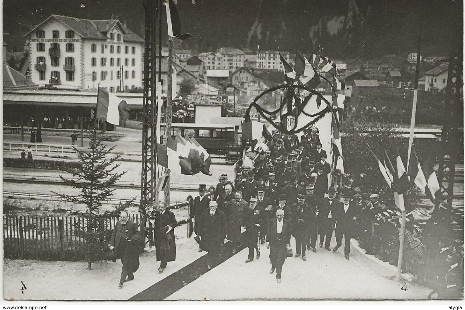 74 - CHAMONIX Passerelle De La Gare -1910 Le Président Fallières Inaugure La Ligne Du Montenvers - CP PHOTO - Chamonix-Mont-Blanc