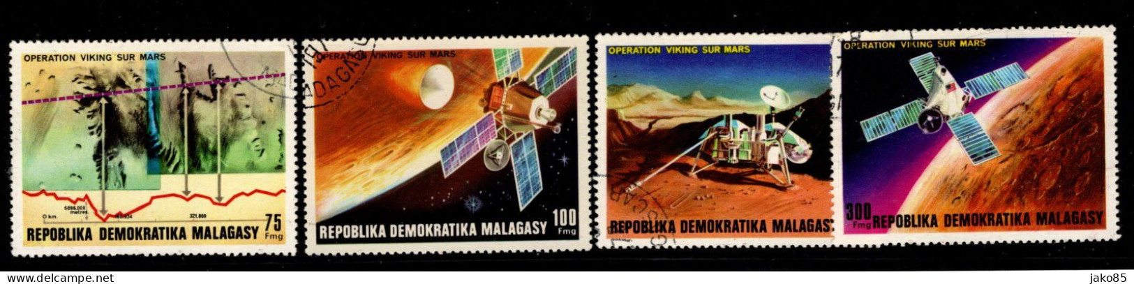 - MADAGASCAR - 1976 - YT N° 600 / 603 - Oblitérés  - Vikings Sur Mars - Madagaskar (1960-...)