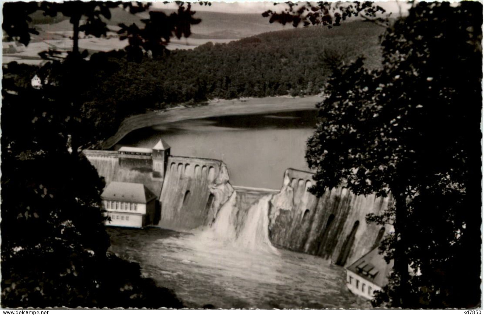 Edersee-Sperrmauer - Edersee (Waldeck)