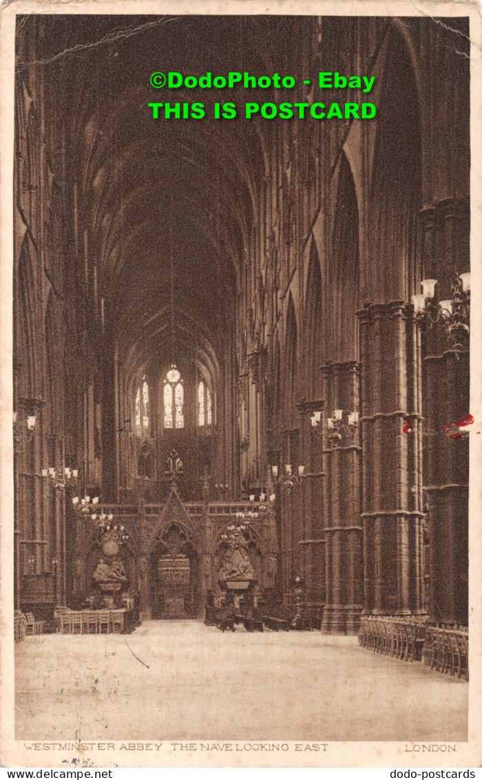 R343387 Westminster Abbey. The Nave Looking East. London. 1916 - Other & Unclassified