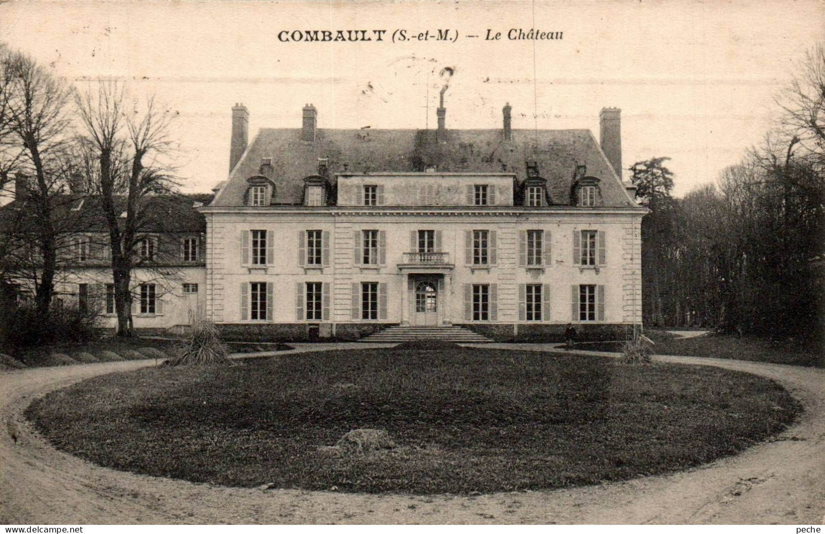 N° 2456 W -cpa Combault -le Château- - Other & Unclassified