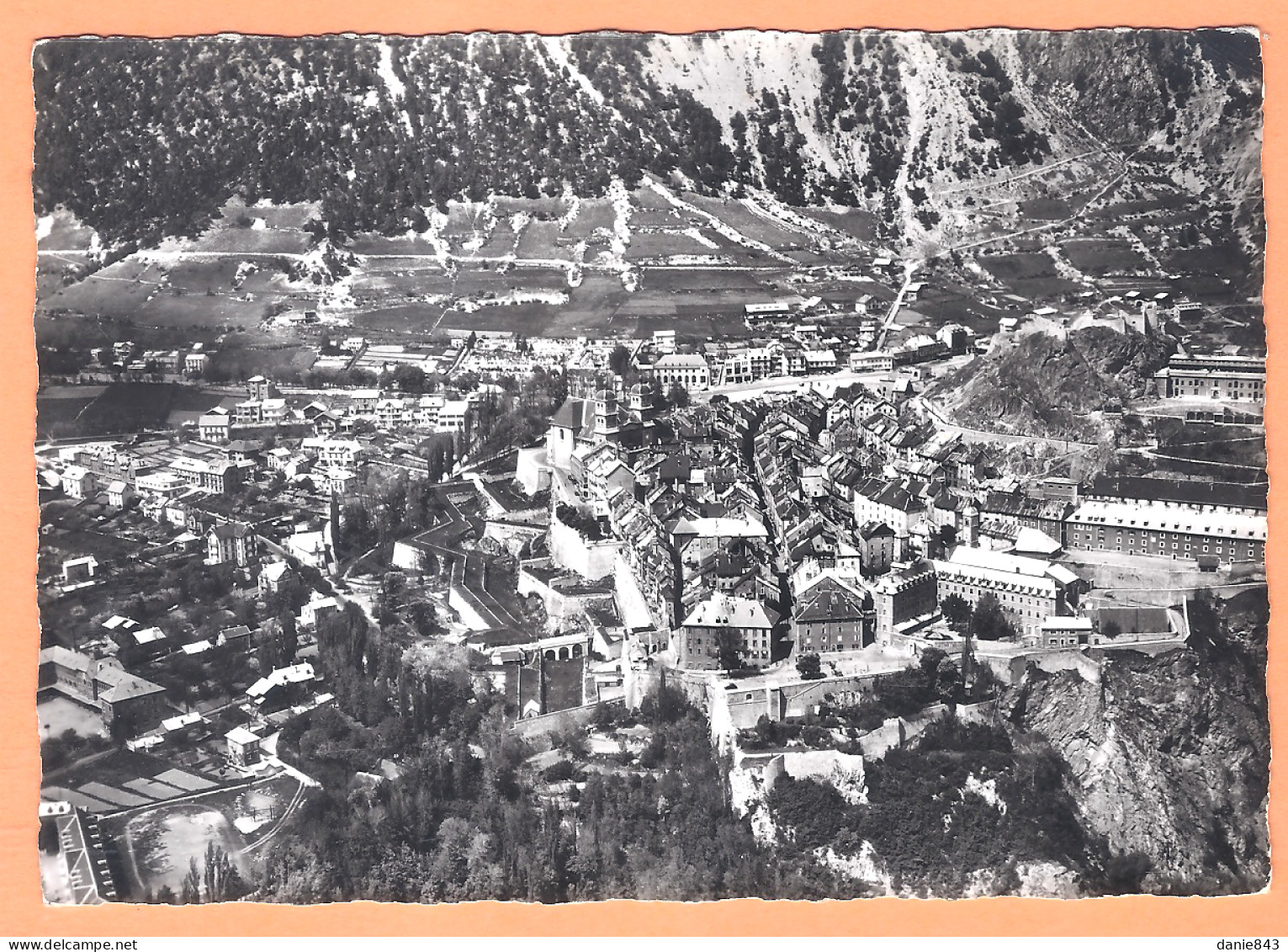 Ppgf/ CPSM Grand Format - HAUTES ALPES - BRIANCON - VUE GÉNÉRALE AÉRIENNE - Briancon