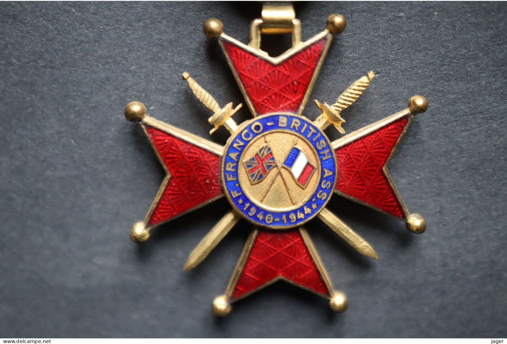 Médaille Croix Franco British 1940 1944 Chevalier Avec Croix De Lorraine WWII - France