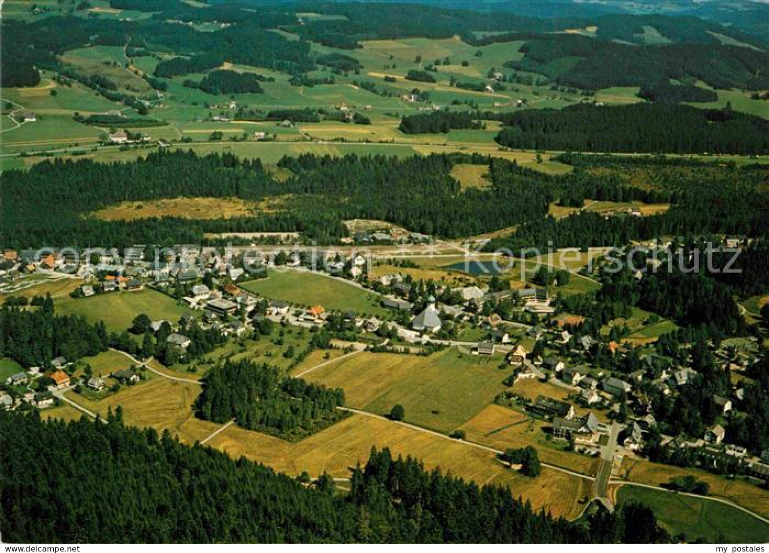 72836471 Hinterzarten Fliegeraufnahme Hinterzarten - Hinterzarten