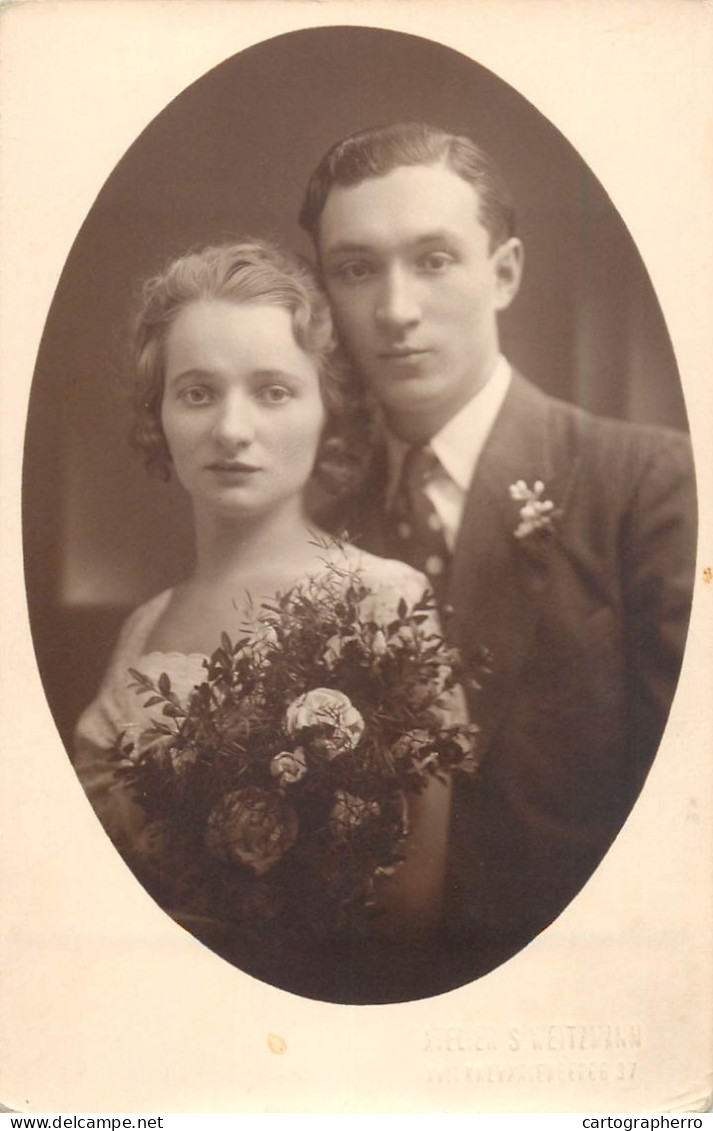 Souvenir Photo Postcard Elegant Couple Flowers Coiffure - Photographs