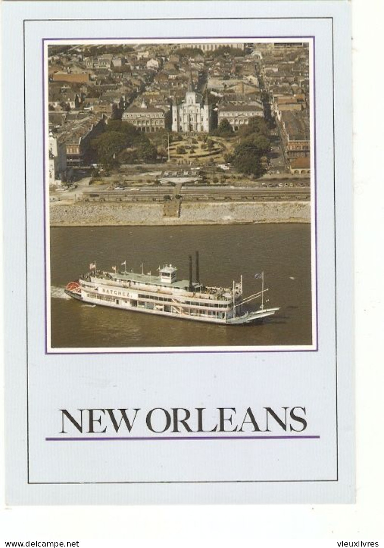 New Orleans The Natchez With St. Louis Cathedral In Background 1986 Postcard USA La Nouvelle Orléans Bateau - New Orleans