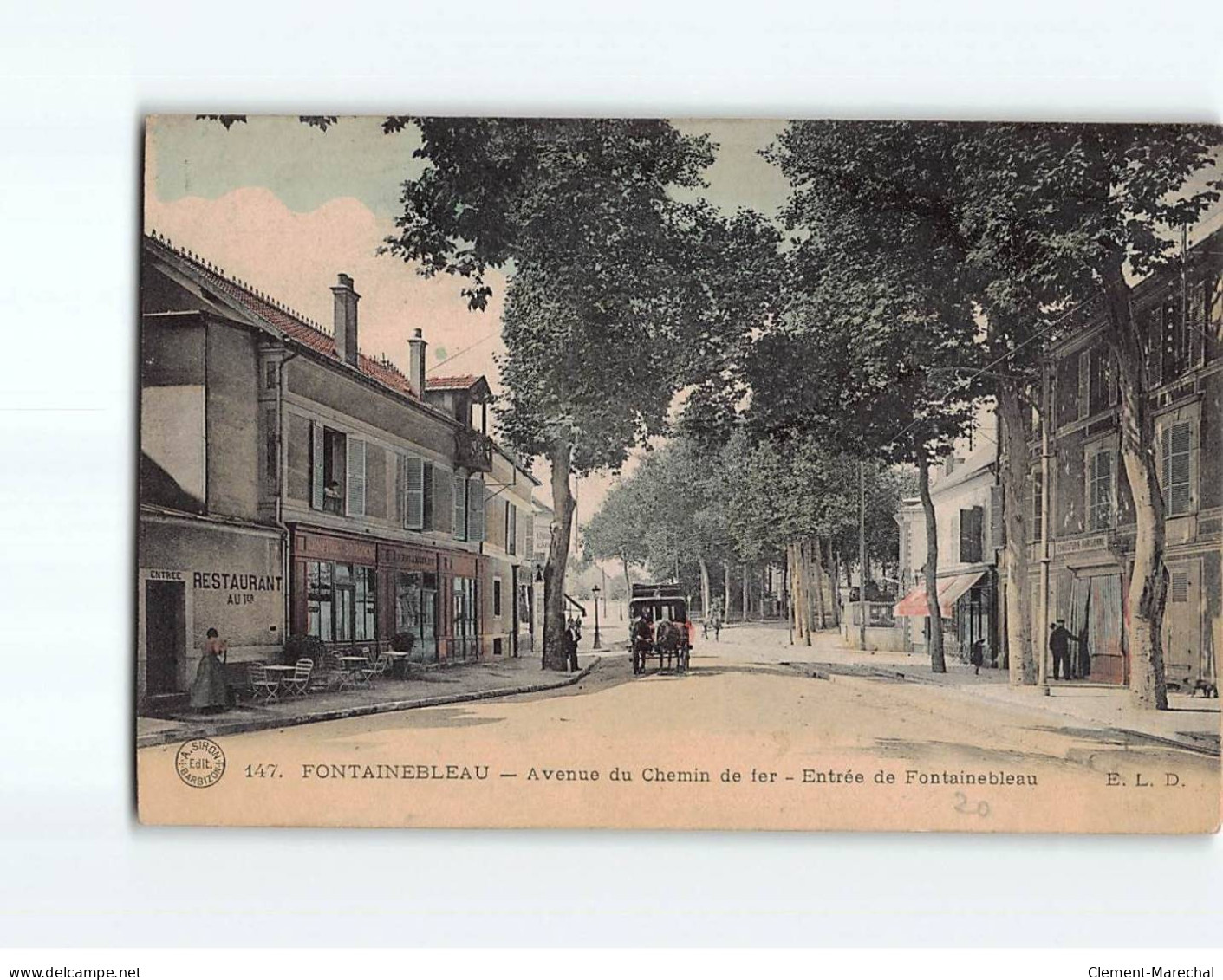 FONTAINEBLEAU : Avenue Du Chemin De Fer, Entrée De Fontainebleau - Très Bon état - Fontainebleau