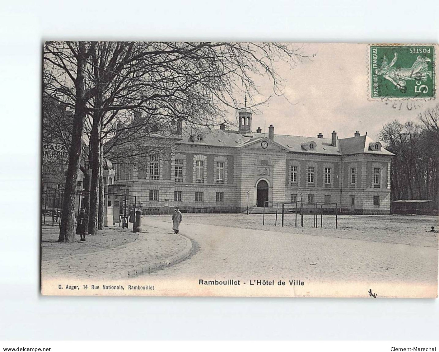 RAMBOUILLET : L'Hôtel De Ville - état - Rambouillet