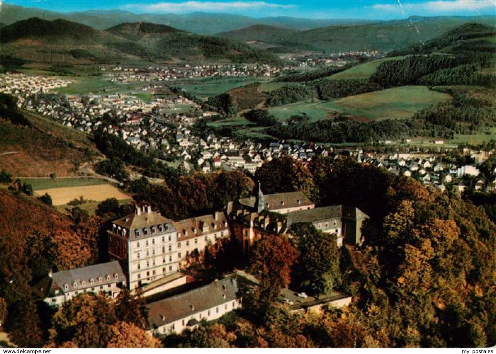 73903905 Laasphe Fliegeraufnahme Mit Schloss Wittgenstein - Bad Laasphe