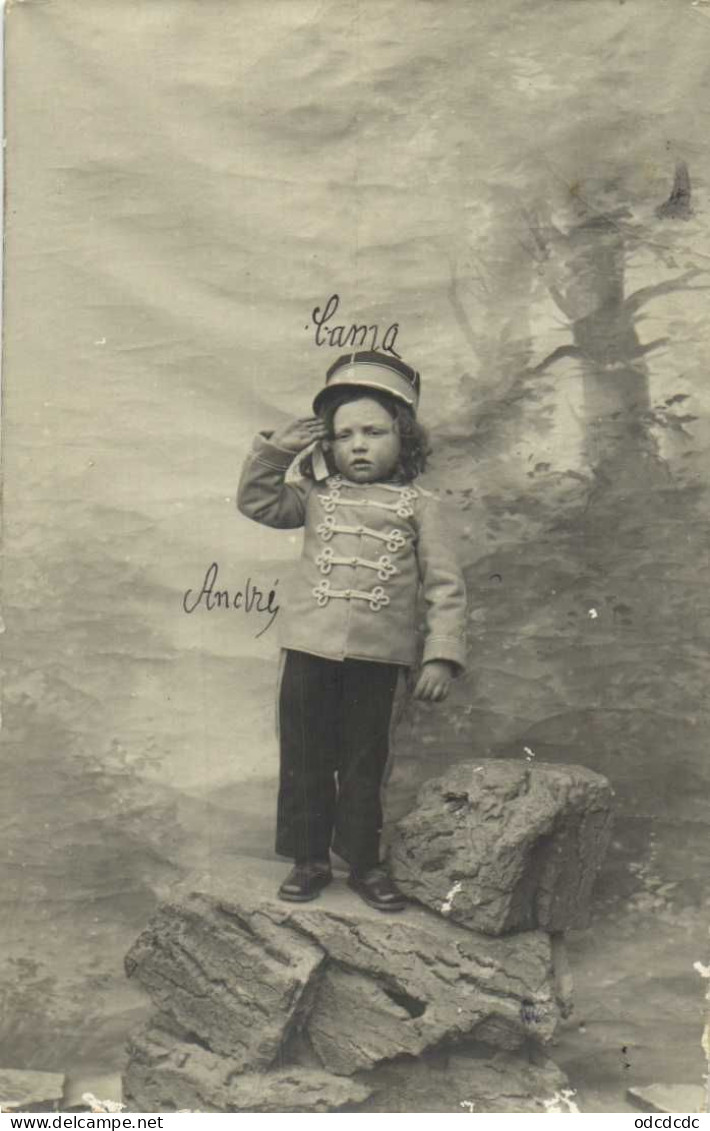 Carte Photo Portrait Jeune Garçon En Militaire RV - Abbildungen