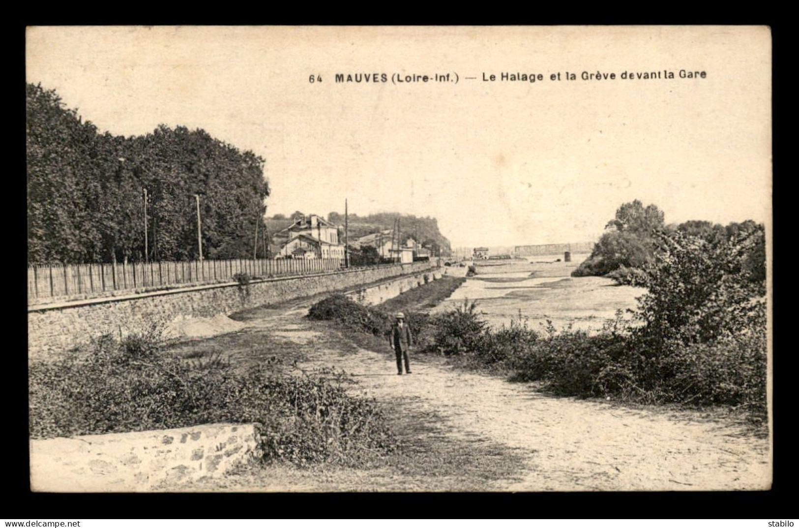 44 - MAUVES - LE HALAGE ET LA GREVE DEVANT LA GARE - Mauves-sur-Loire