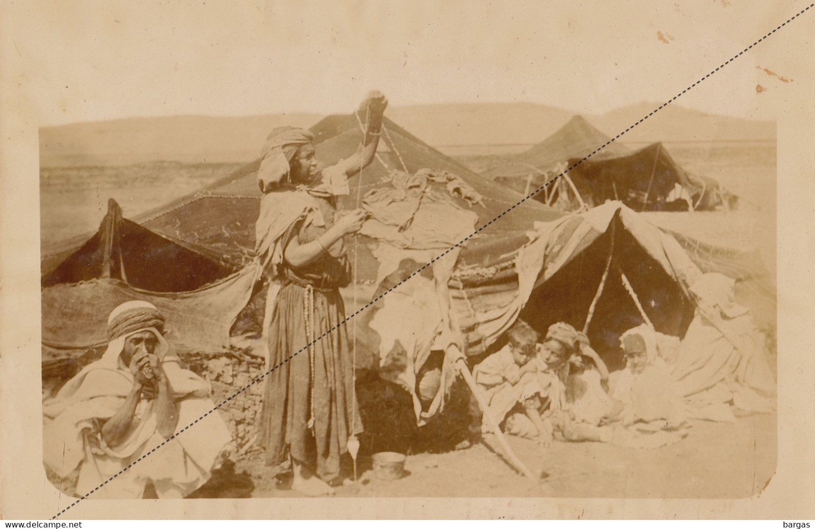 1891 Photo Afrique Algérie Fileuse De Laine Nomade Ouled Nails Souvenir Mission Géodésique Militaire Boulard - Gentil - Old (before 1900)