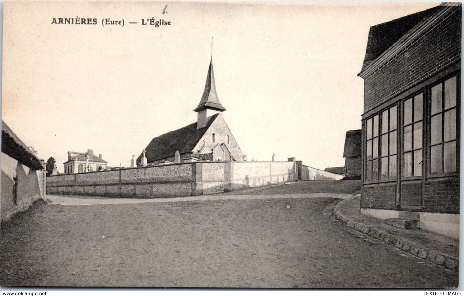 27 ARNIERES - L'eglise  - Arnières