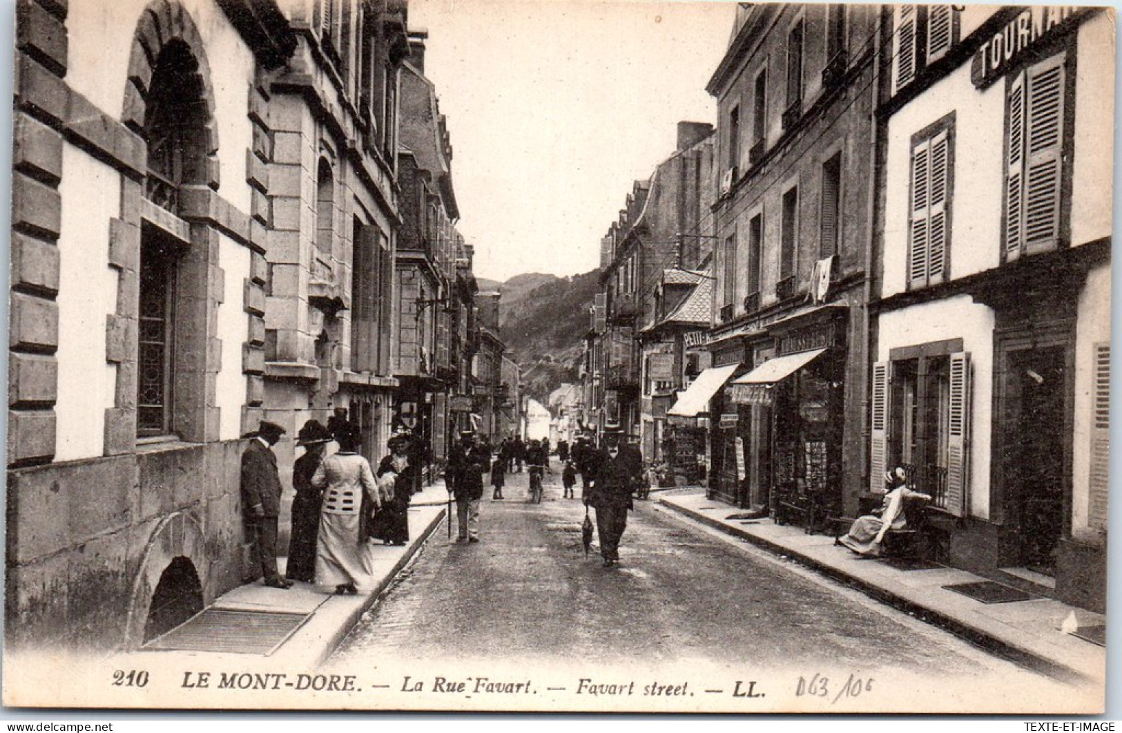 63 LE MONT DORE - La Rue Favart. - Le Mont Dore