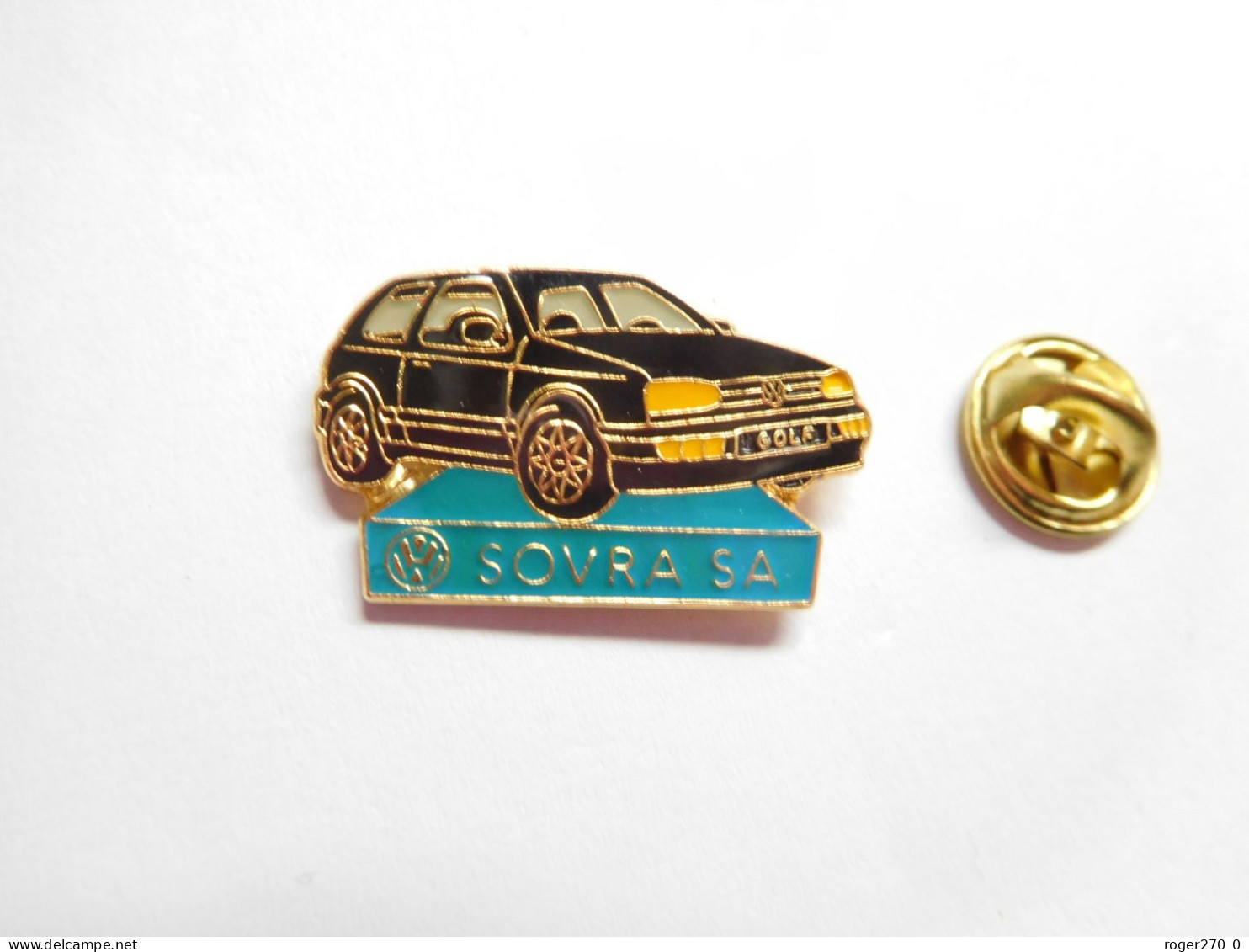 Beau Pin's , VW , VAG  Volkswagen Golf , SOVRA SA , Non Signé - Volkswagen