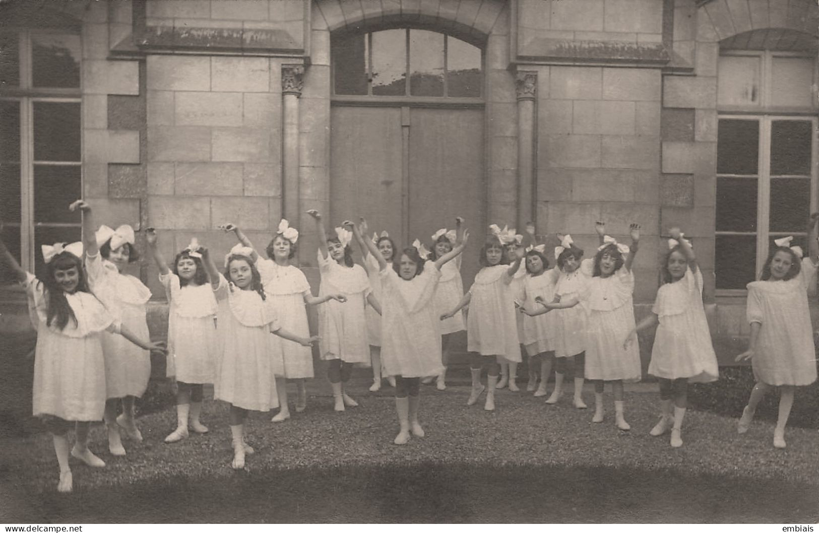 86 POITIERS - Carte Photo Fête De L'école De Filles Lors D' Une Représentation Scolaire - Poitiers