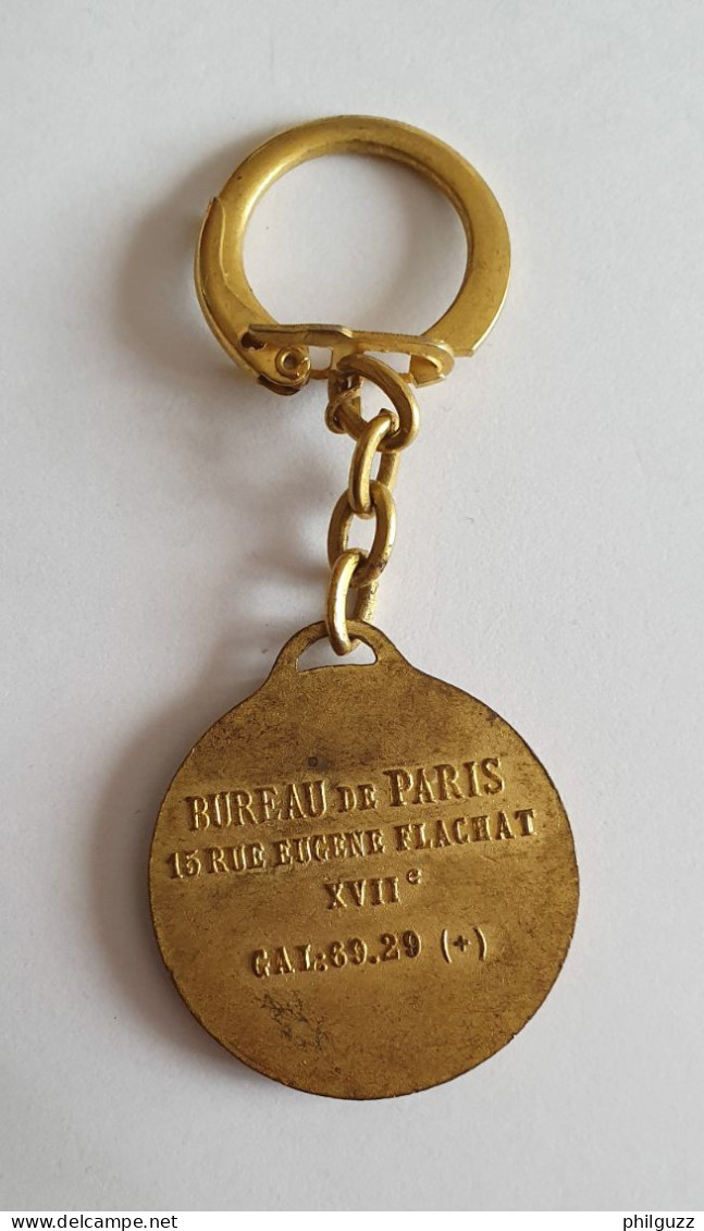 PORTE CLES EN METAL ET EMAIL CGI - CREDIT GENERAL INDUSTRIEL LILLE Bureau De Paris - Key-rings