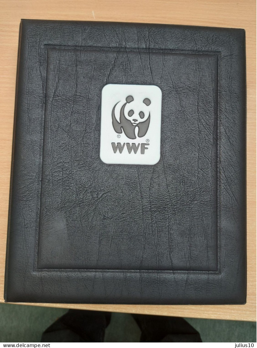 WWF ALBUM 1994-2003. 62 Pages. Nice Quality. - Reliures Et Feuilles