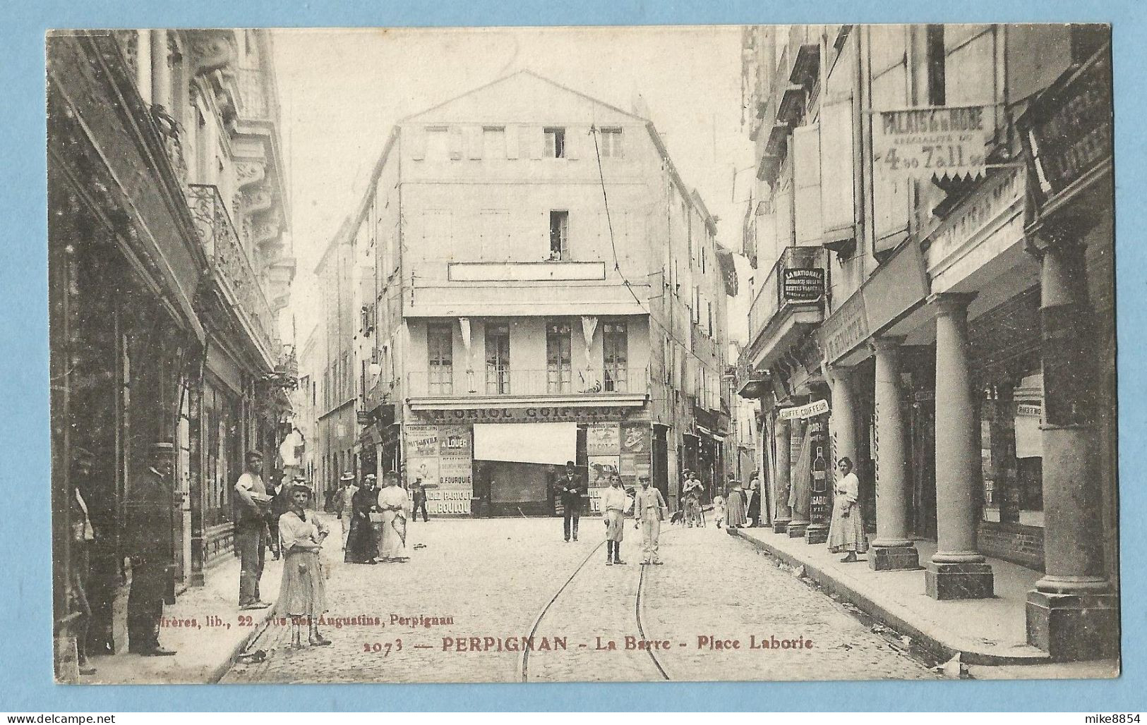 A076  CPA   PERPIGNAN  (Pyrénées Orientales)  La Barre - Place Laborie - PALAIS DE LA MODE ...  ++++ - Perpignan