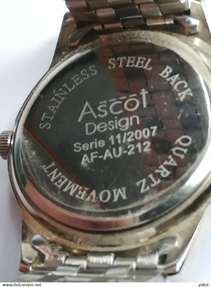 UNE MONTRE ASCOT ET SON BRACELET - Moderne Uhren