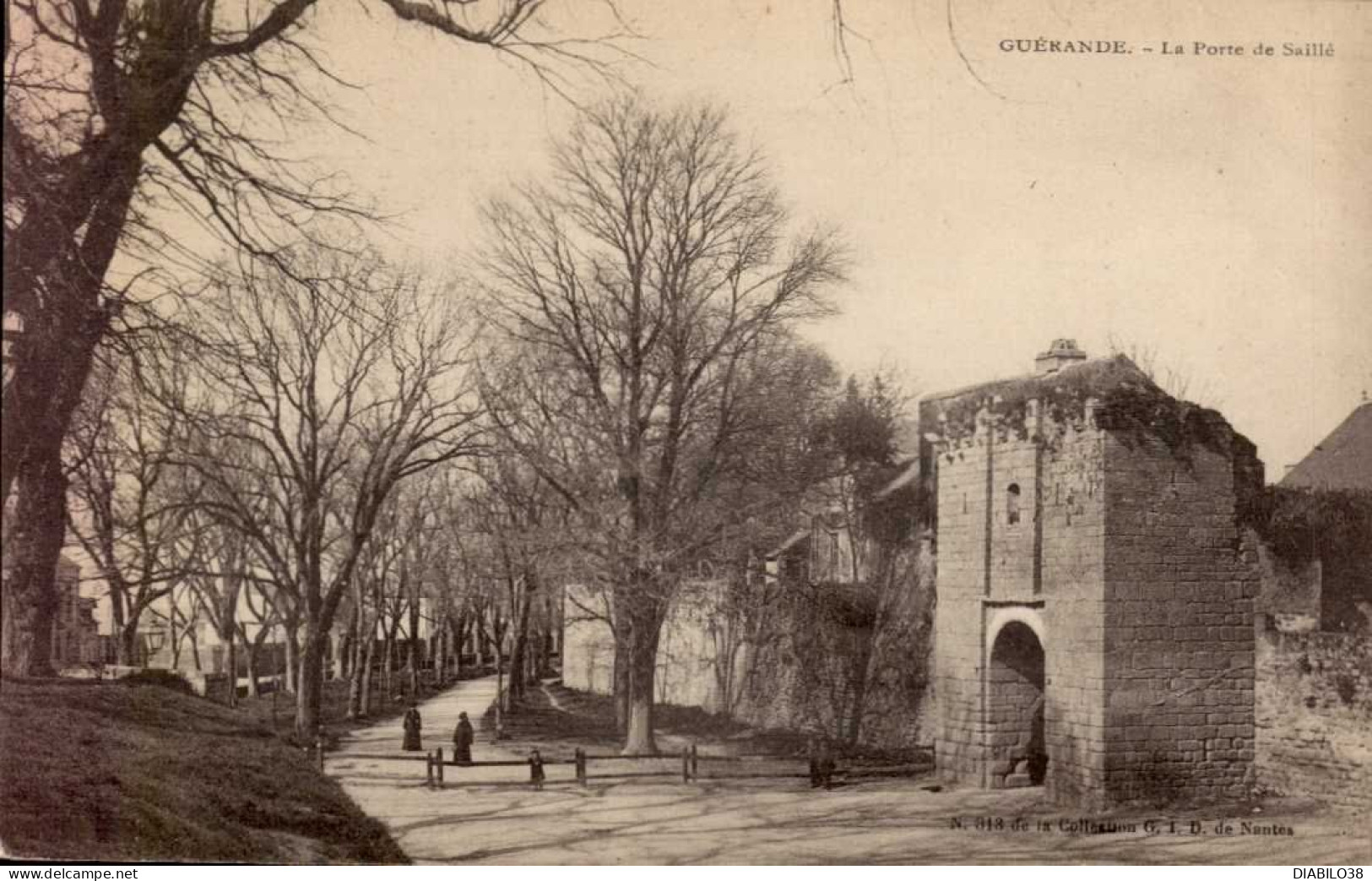 GUERANDE      (  LOIRE ATLANTIQUE  )    LA PORTE DE SAILLE - Guérande