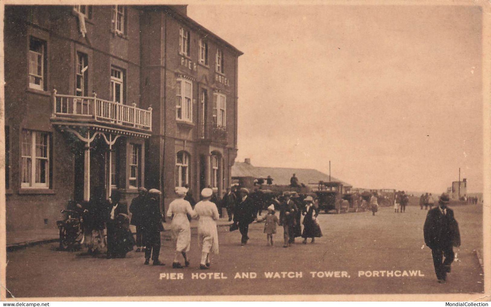 MIKIBP12-053- ROYAUME UNI PAYS DE GALLES PIER HOTEL AND WATCH TOWER PORTHCAWL - Autres & Non Classés